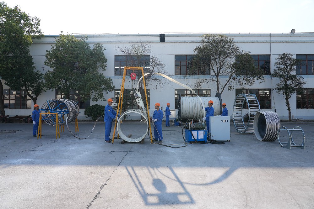 機(jī)械制(zhì)螺旋纏繞管修複技(jì)術(shù)